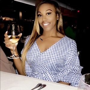 Meet your Posher, Renee